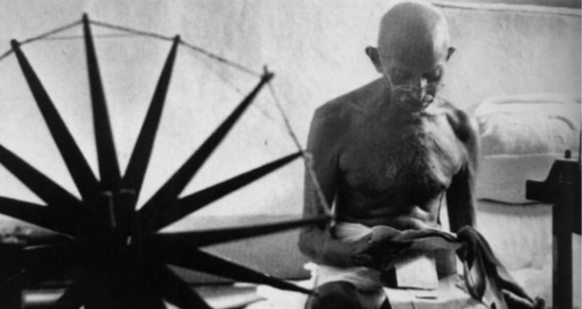 Mahatma Gandhi Death Anniversary His 10 Quotes On Hindi Love Cleanliness  And Religion - Mahatma gandhi death anniversary- Mahatma gandhi quotes-  महात्मा गांधी पुण्यतिथि - Trending