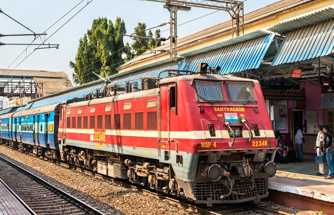 भारतीय रेलवे ने 30 जून तक की सारी टिकट कैंसिल की, सभी स्पेशल और श्रमिक स्पेशल ट्रेनें अपने समयानुसार चलेंगी