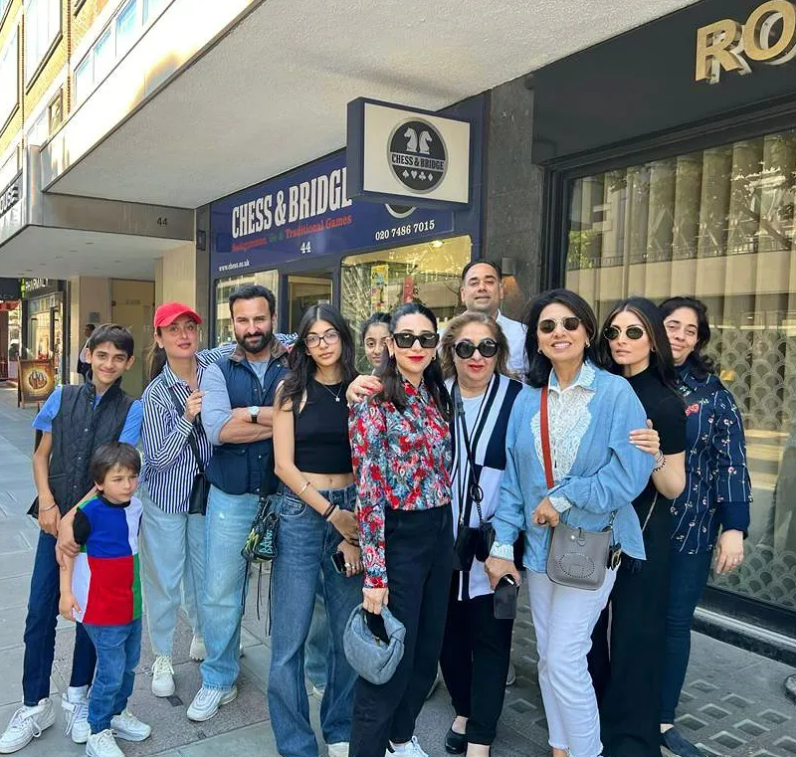 Kareena Kapoor with family
