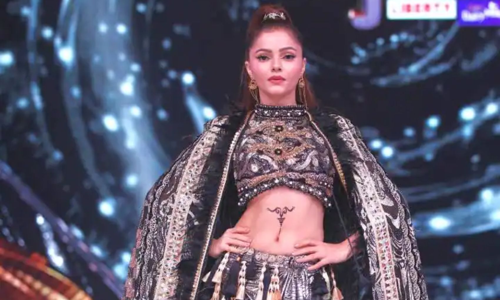 Rubina Dilaik ऊप्स मोमेंट का शिकार, नेशनल टीवी पर डांस करते हुए ड्रेस ने दिया धोखा